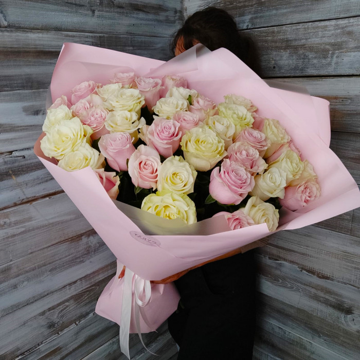 Букет " Розалин" - цветы с доставкой Ялта